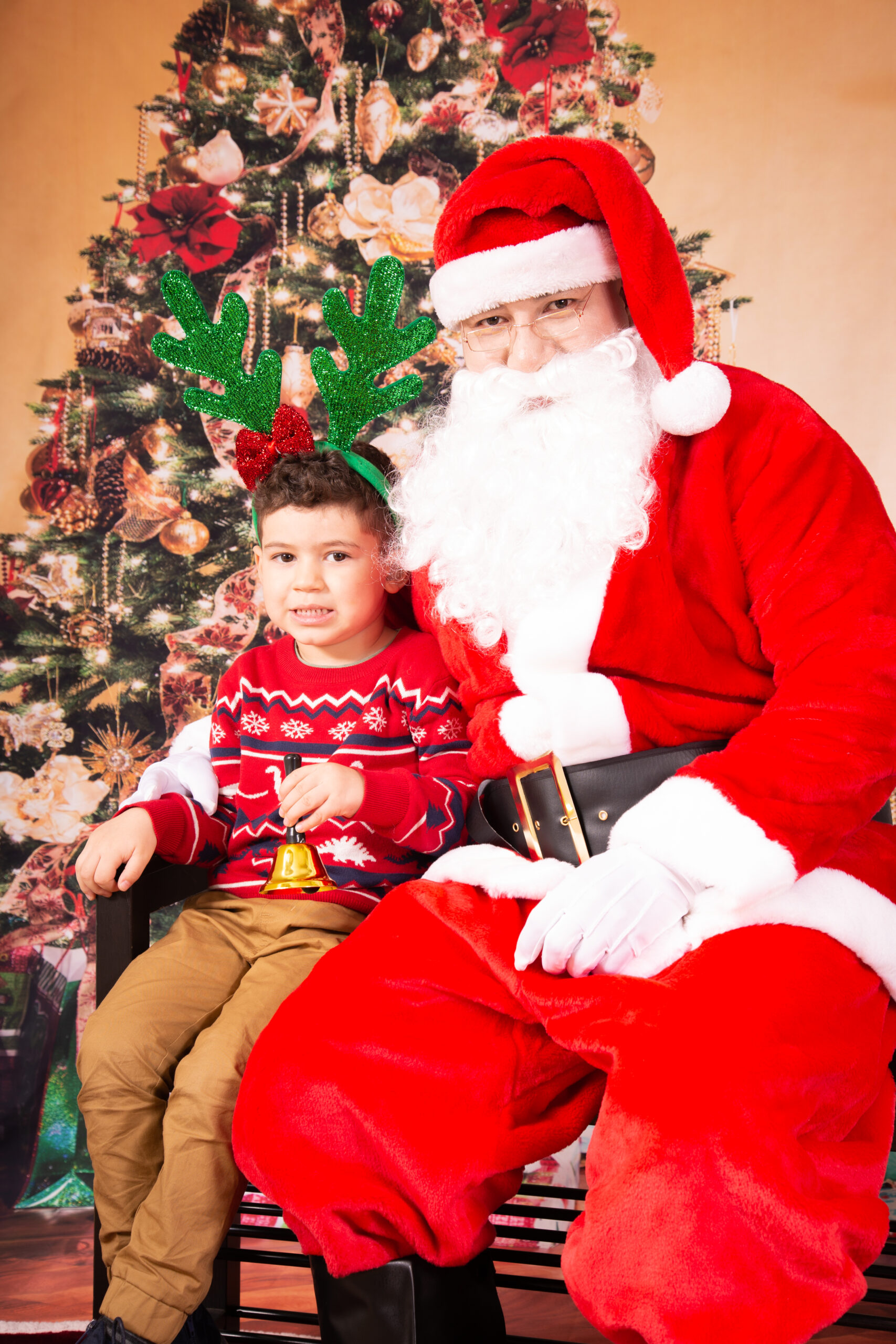 Photos avec Pere Noel (Garderie Faillon)